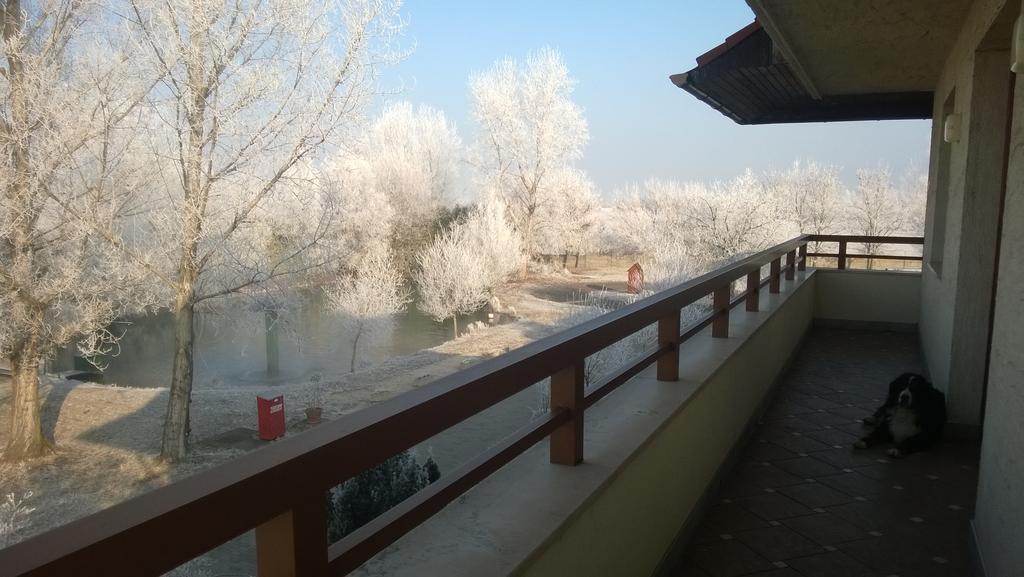 Grante Motel Esztergom Exterior foto