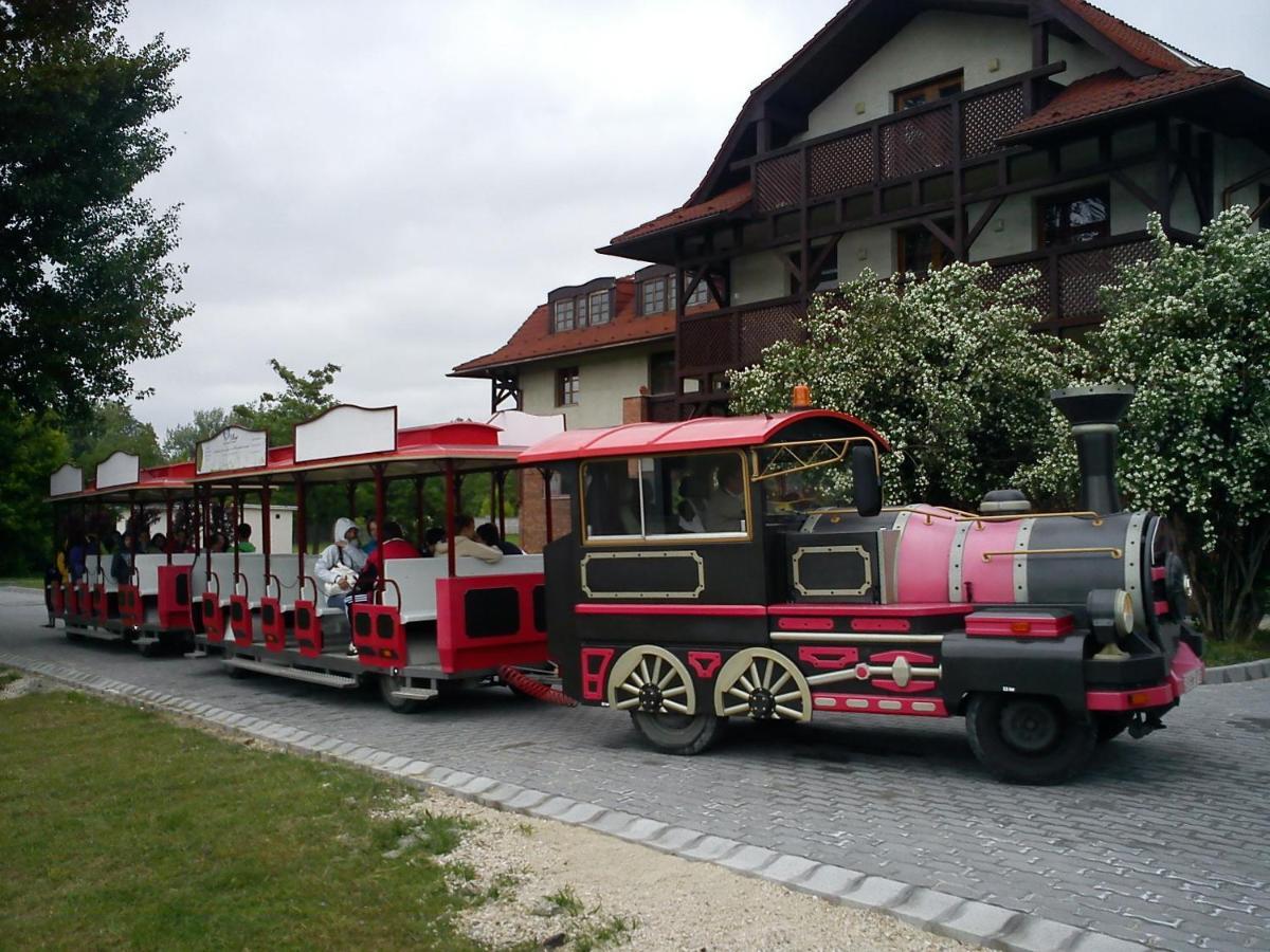 Grante Motel Esztergom Exterior foto